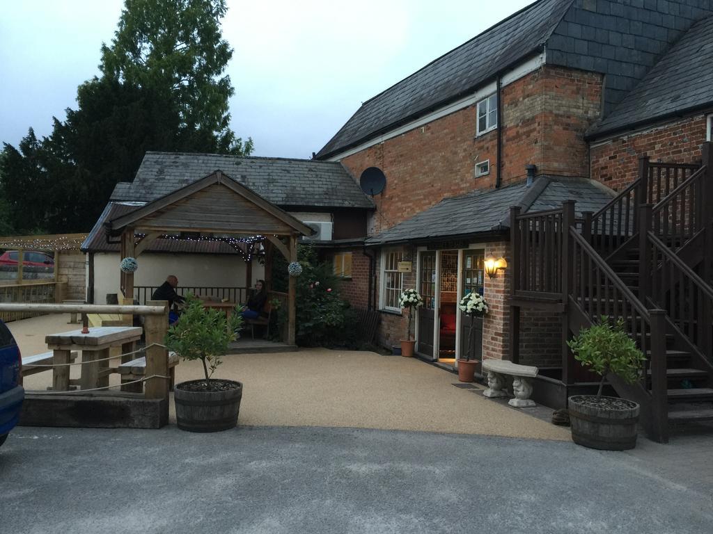 The Wheatsheaf Bed & Breakfast Wilton  Exterior photo